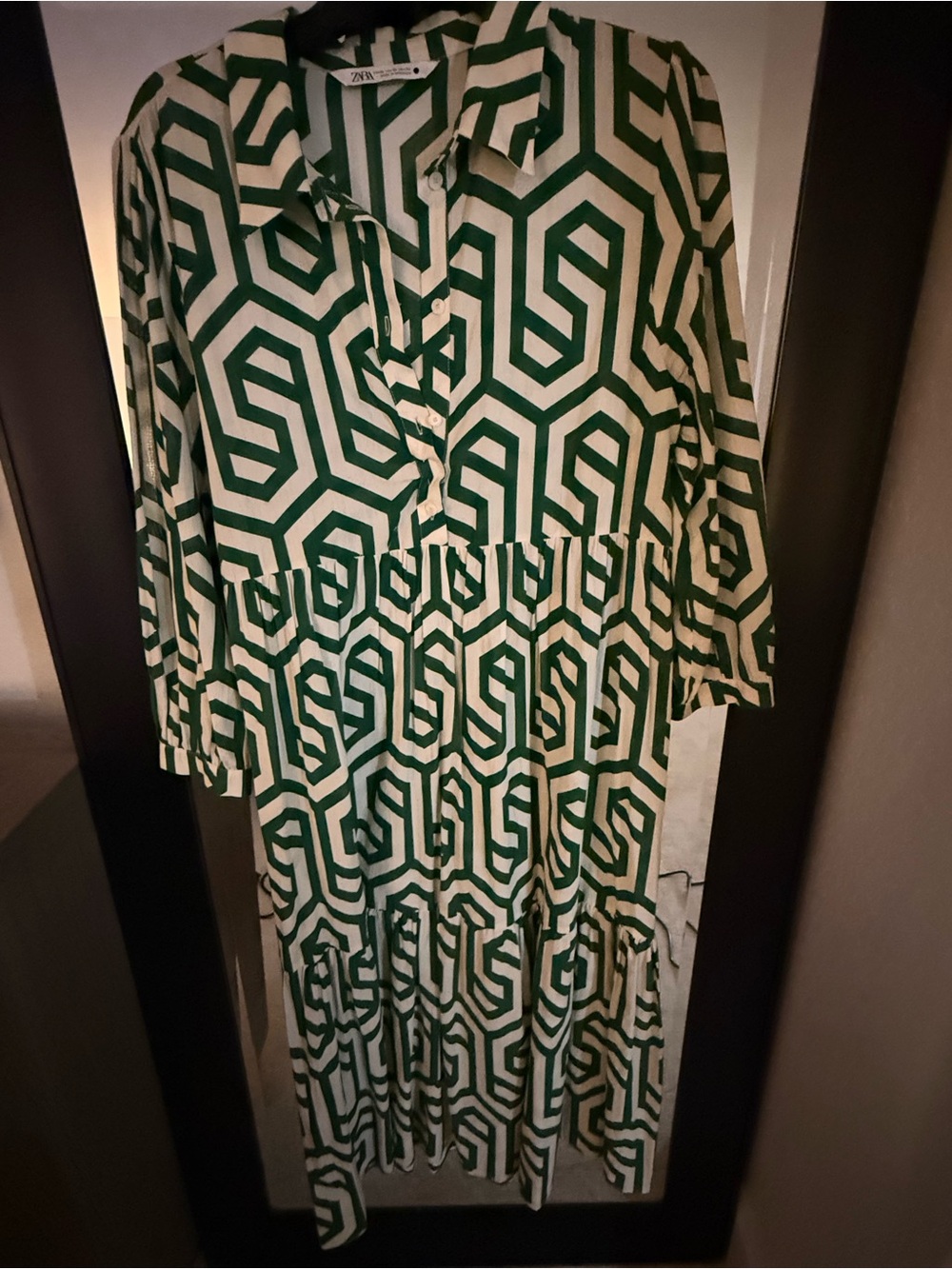 Zara Green and White Geometric Button-Down Shirt
